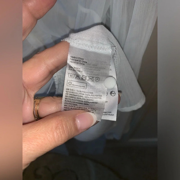 Set H&M ivory films sheer top & Old Navy khaki side zip chinos‎ - Picture 6 of 15